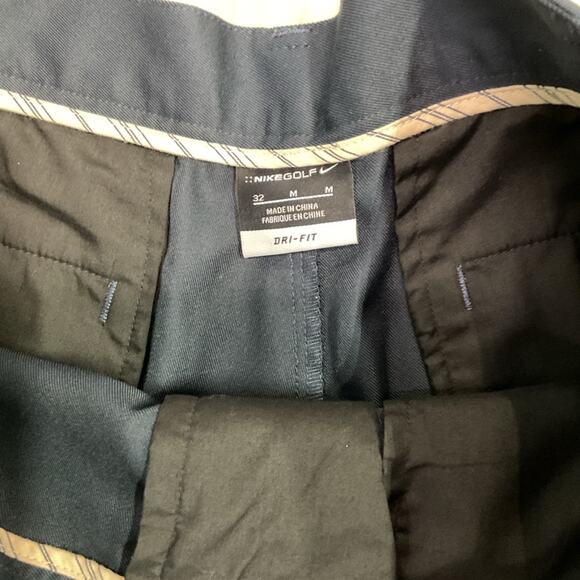 Nike Dri-Fit Golf Shorts - Picture 3 of 3